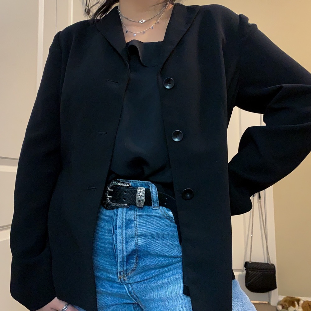Black Jones Studio Blazer Jacket. No shoulder pads